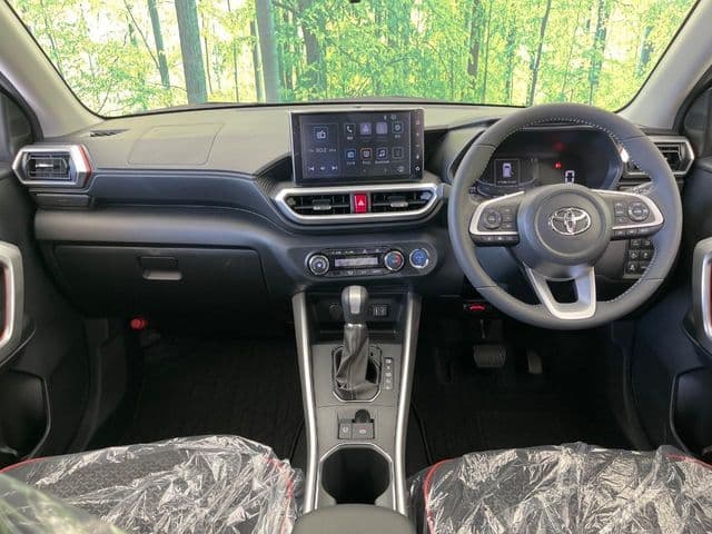 Car thumbnail 3