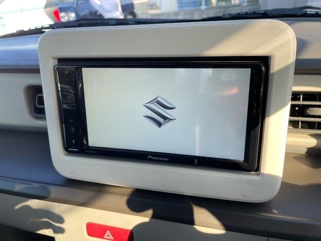 Car thumbnail 3