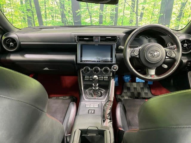 Car thumbnail 2
