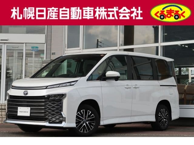 TOYOTA VOXY 4WD
