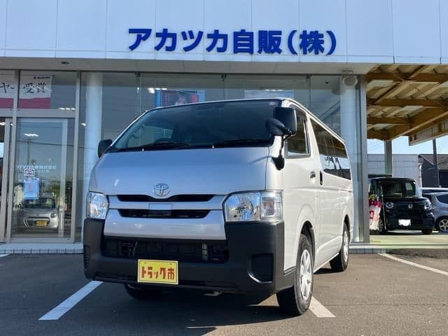 TOYOTA HIACE van 4WD