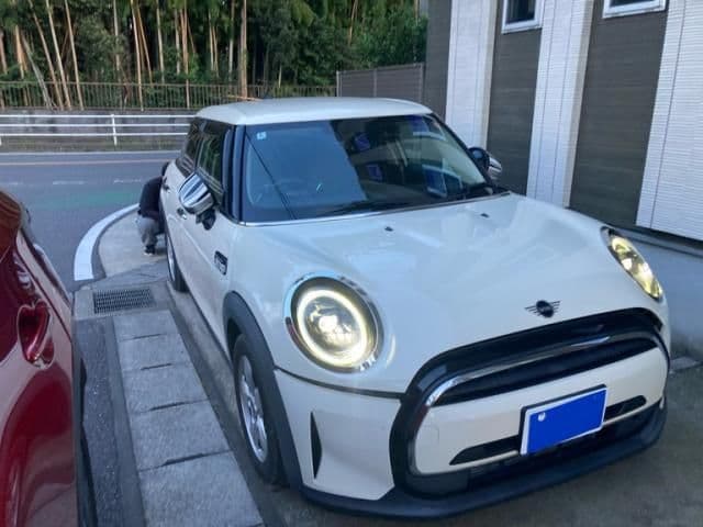 Car thumbnail 2