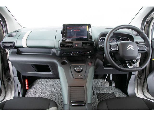 Car thumbnail 3