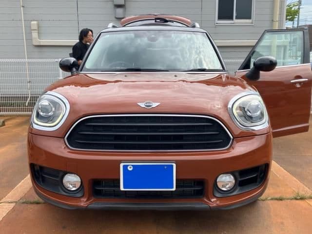 Car thumbnail 2