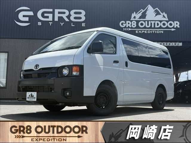 TOYOTA HIACE wagon