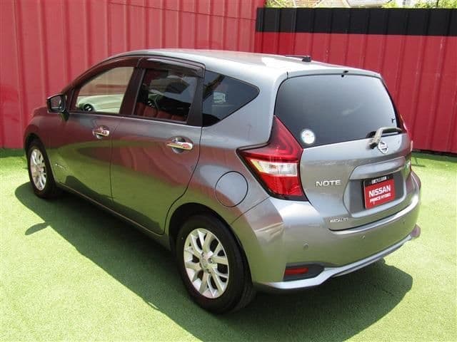 NISSAN