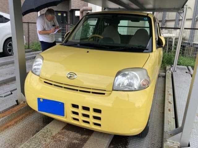 DAIHATSU ESSE