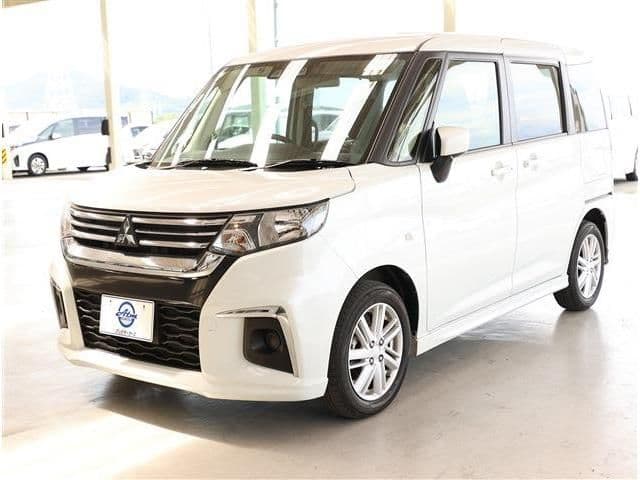 MITSUBISHI DELICA D:2 2WD