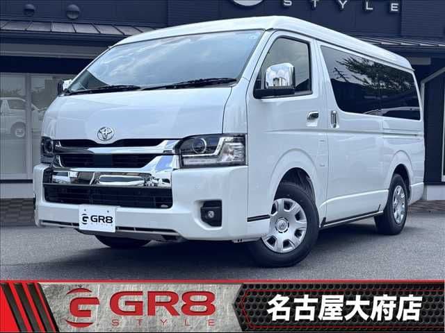 TOYOTA HIACE wagon