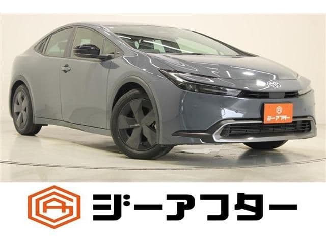 TOYOTA PRIUS 4WD