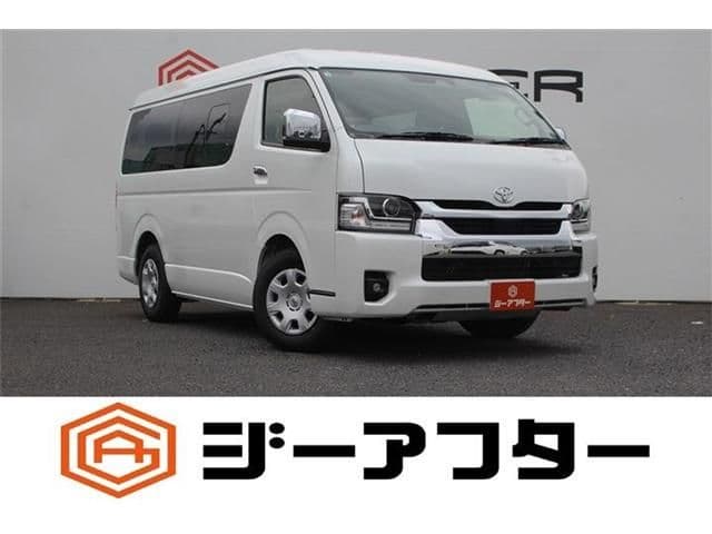 TOYOTA HIACE wagon