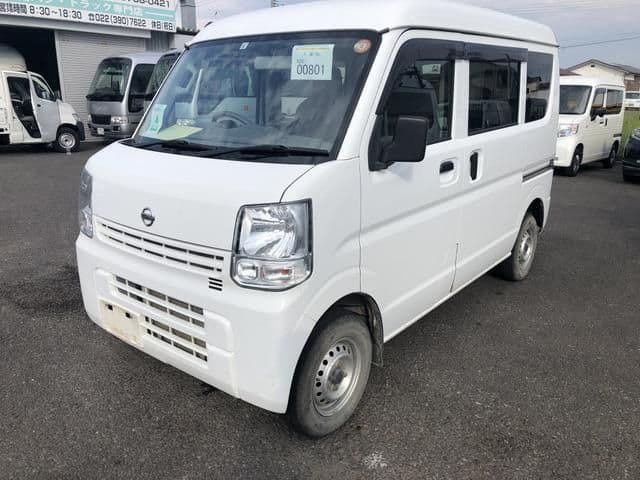 NISSAN NV100 CLIPPER 4WD