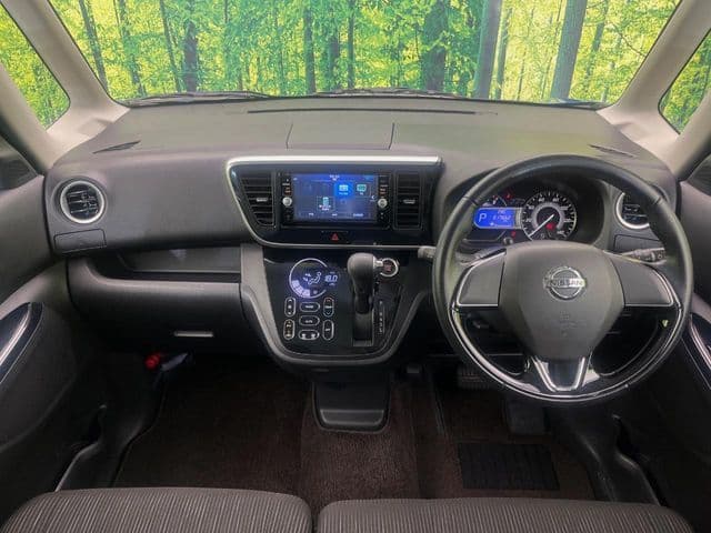 NISSAN