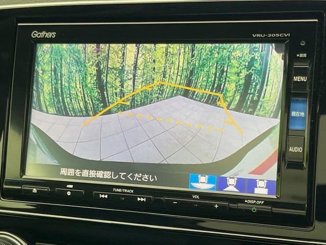 Car thumbnail 4