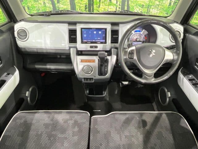 Car thumbnail 2