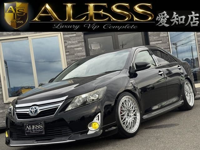TOYOTA CAMRY HYBRID