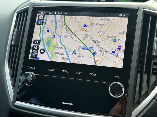 Car thumbnail 4
