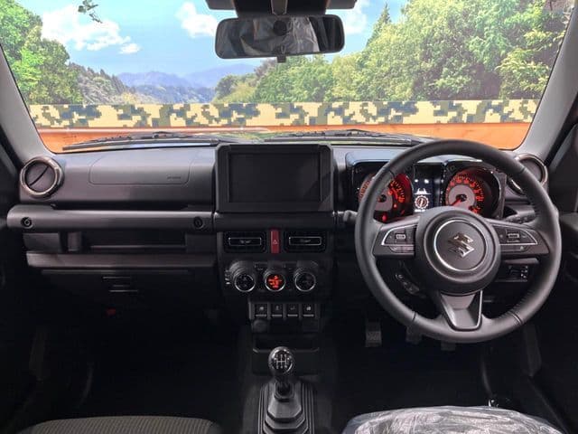 SUZUKI