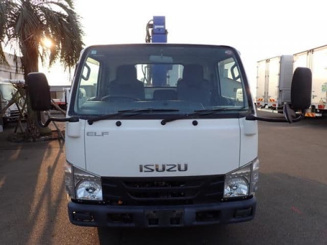 ISUZU