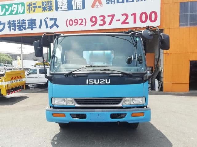 ISUZU