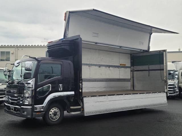 ISUZU FORWARD