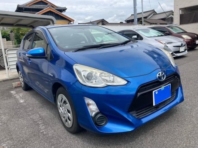 Car image 1