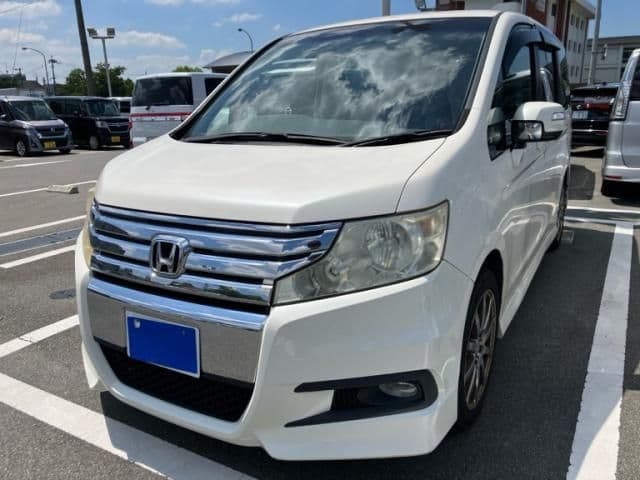 Car image 1