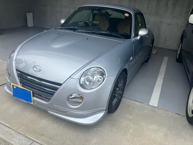 Car image 1