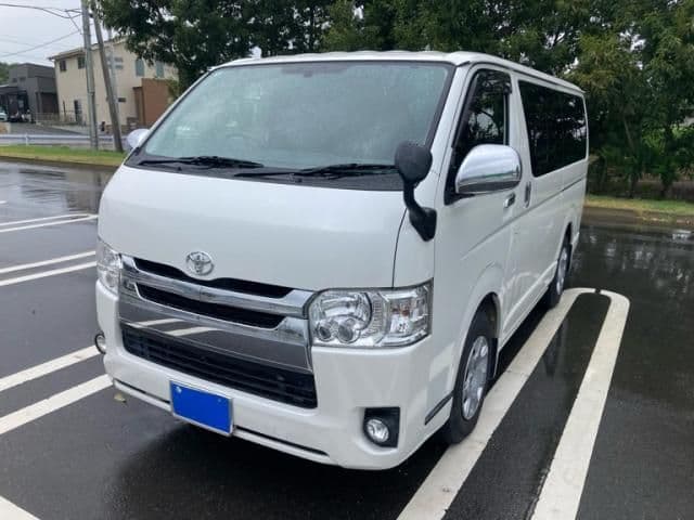 Car image 1