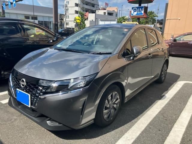 Car image 1