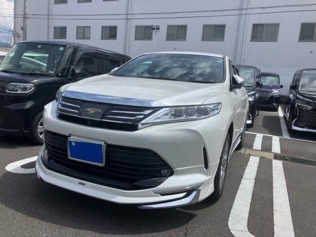 TOYOTA HARRIER 4WD