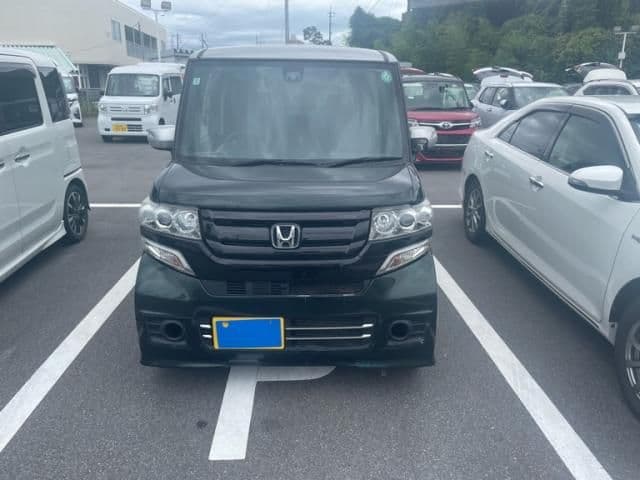 HONDA N BOX CUSTOM