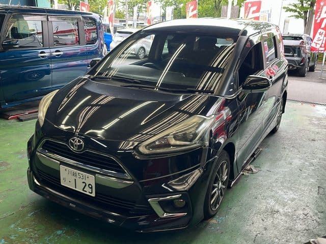 TOYOTA SIENTA