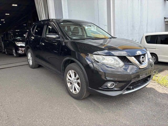 NISSAN X-TRAIL 4WD