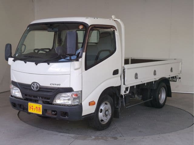 TOYOTA DYNA