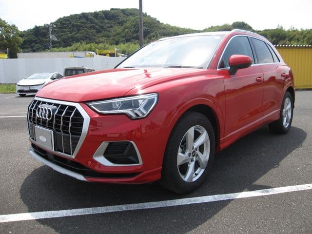 AUDI AUDI Q3