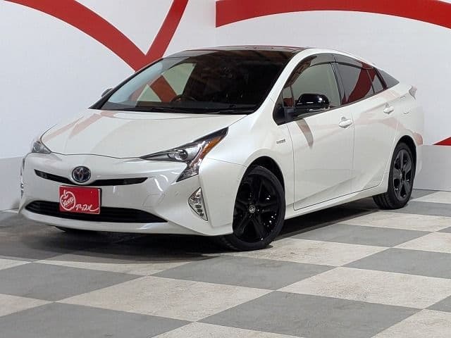 TOYOTA PRIUS 4WD