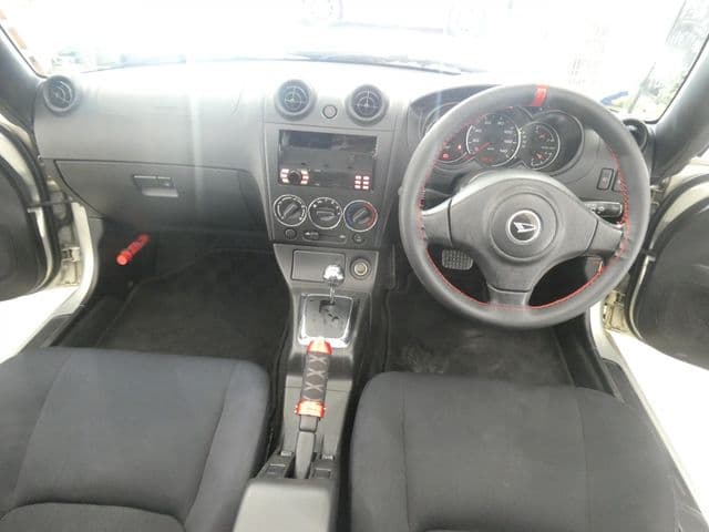 Car thumbnail 3