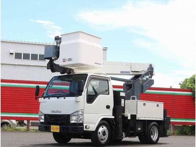 ISUZU ELF