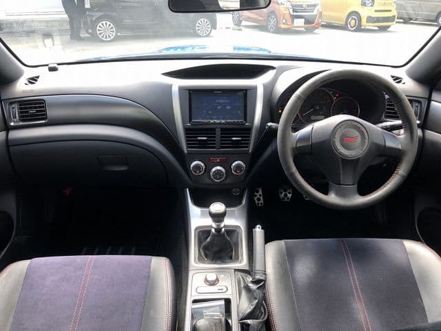 Car thumbnail 3