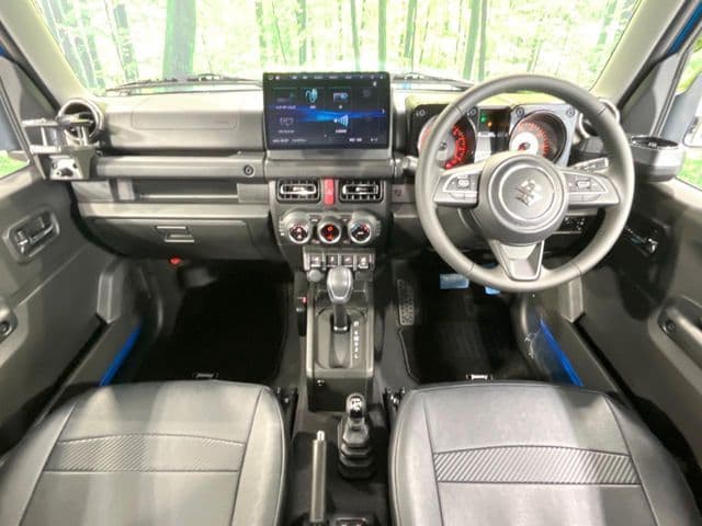 SUZUKI