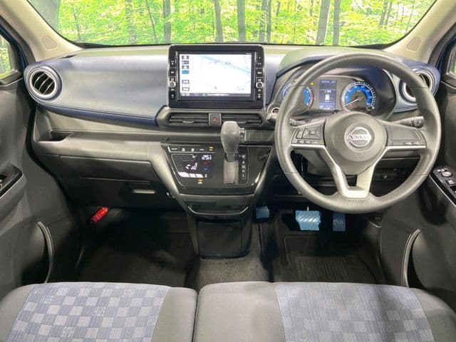 NISSAN