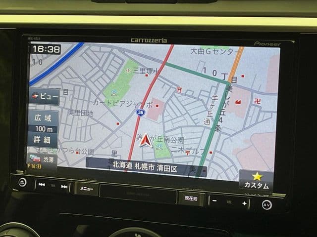 Car thumbnail 3