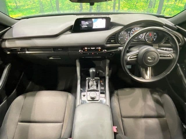 Car thumbnail 4