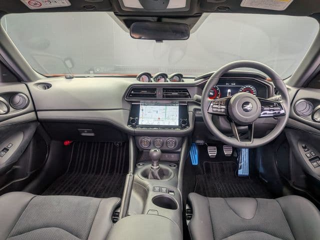 Car thumbnail 3