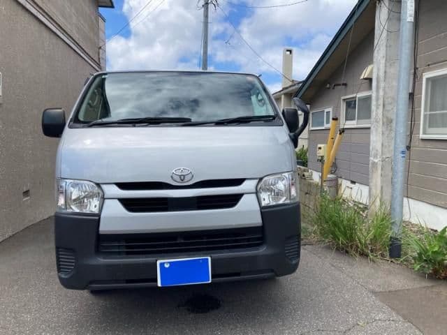 TOYOTA HIACE van 4WD