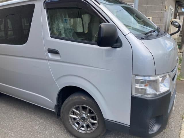 Car thumbnail 2