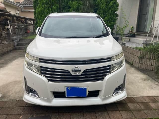 NISSAN ELGRAND  4WD
