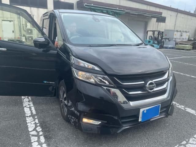 NISSAN SERENA  S-HYBRID