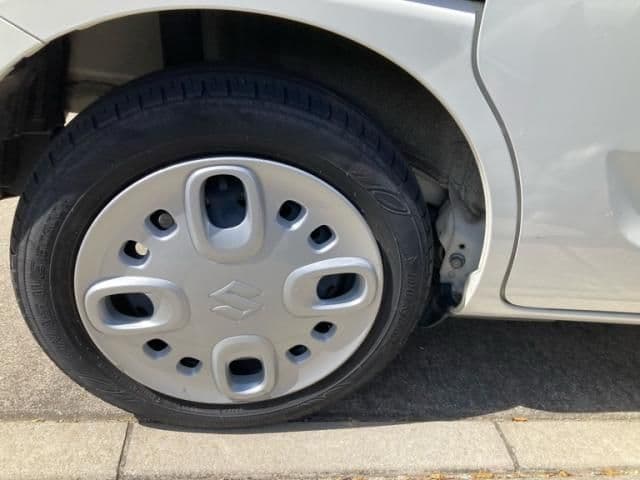 Car thumbnail 4